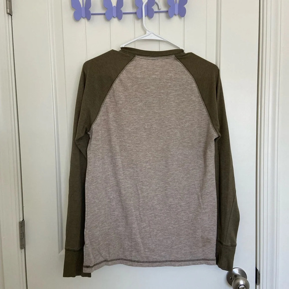 Roebuck & Co. men’s dual colored long sleeve button neck shirt — small - Picture 6 of 7